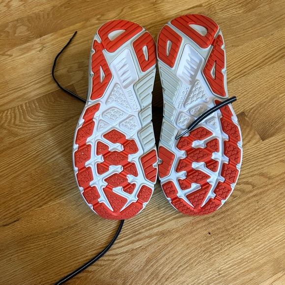 HOKA WORN ONCE Arahi 5 Men’s 7.5 D Running shoes! ABSOLUTELY PERFECT! - Picture 5 of 9